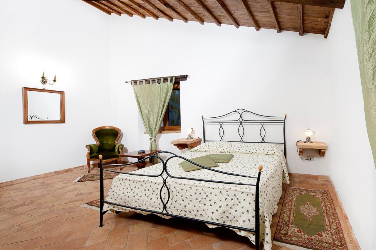 Bed and Breakfast Casale Le Orme Тоди Экстерьер фото