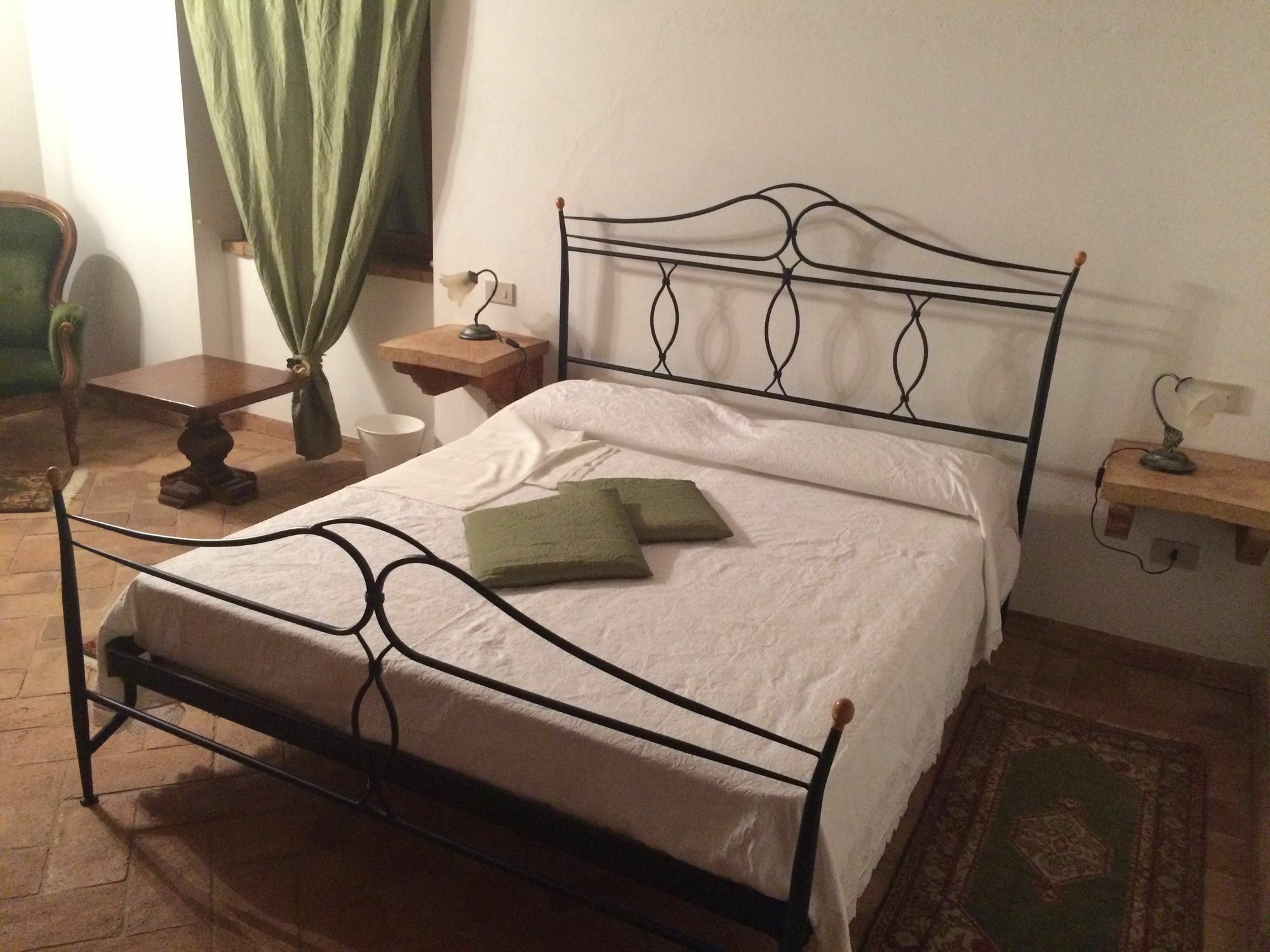 Bed and Breakfast Casale Le Orme Тоди Экстерьер фото